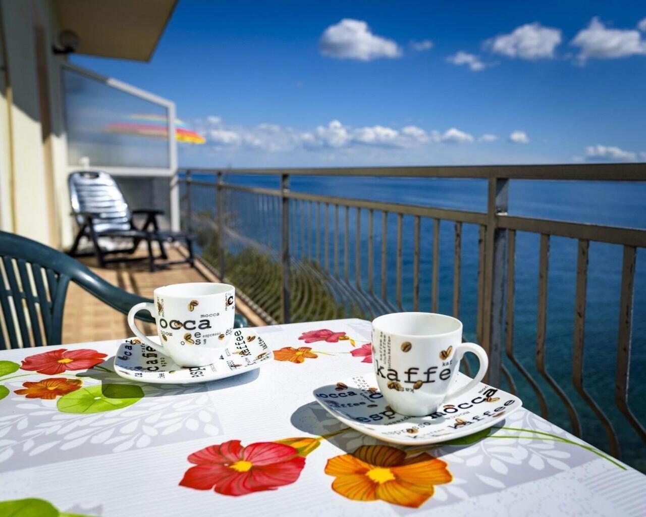 Apartments Domagoj - On The Beach Lukovo Šugarje Zewnętrze zdjęcie